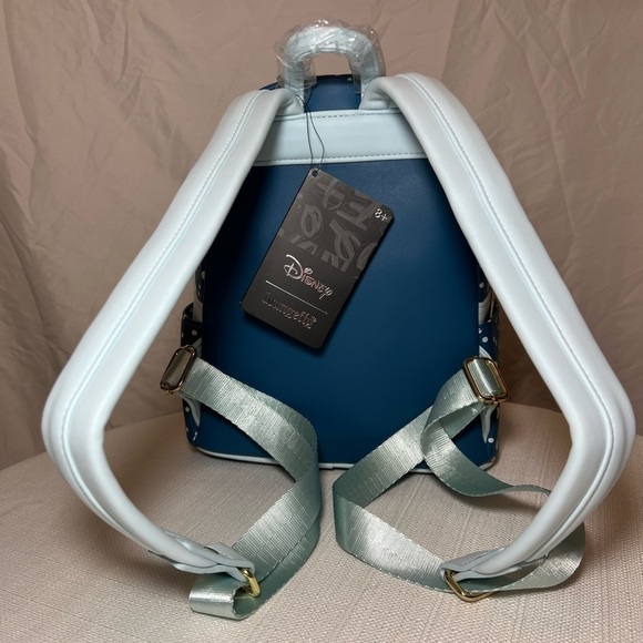 Loungefly Disney Snowman Mickey Minnie Mouse Snowglobe Mini Backpack NWT - Picture 2 of 6